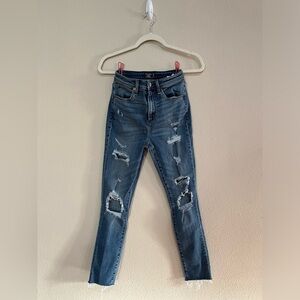 Abercrombie & Fitch High Rise Super Skinny
